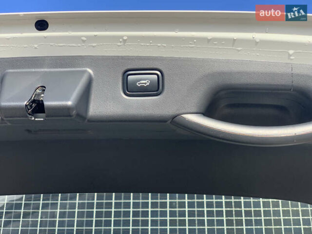 Белый Киа Niro, объемом двигателя 0 л и пробегом 35 тыс. км за 24900 $, фото 29 на Automoto.ua