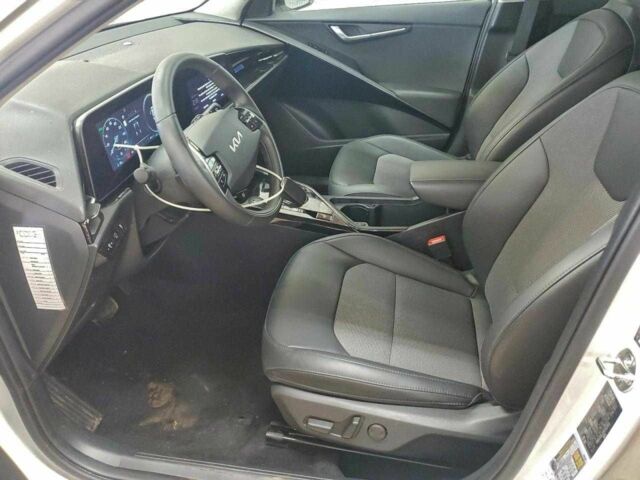 Белый Киа Niro, объемом двигателя 0 л и пробегом 45 тыс. км за 8000 $, фото 6 на Automoto.ua