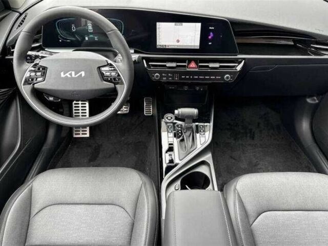 Белый Киа Niro, объемом двигателя 1.6 л и пробегом 6 тыс. км за 8800 $, фото 6 на Automoto.ua