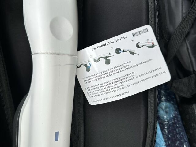 Бежевый Киа Niro, объемом двигателя 0 л и пробегом 30 тыс. км за 34500 $, фото 4 на Automoto.ua