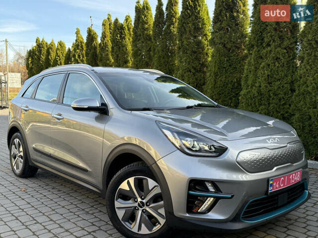 Бежевий Кіа Niro, об'ємом двигуна 0 л та пробігом 98 тис. км за 19999 $, фото 8 на Automoto.ua