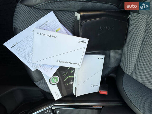 Бежевий Кіа Niro, об'ємом двигуна 0 л та пробігом 98 тис. км за 19999 $, фото 47 на Automoto.ua