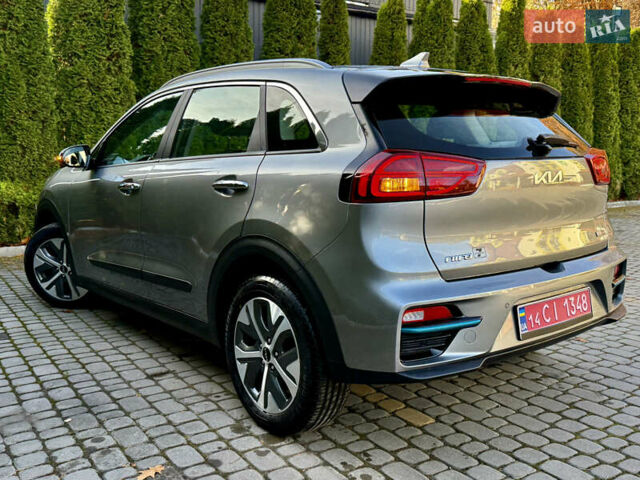 Бежевий Кіа Niro, об'ємом двигуна 0 л та пробігом 98 тис. км за 19999 $, фото 23 на Automoto.ua