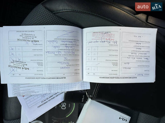 Бежевий Кіа Niro, об'ємом двигуна 0 л та пробігом 98 тис. км за 19999 $, фото 53 на Automoto.ua