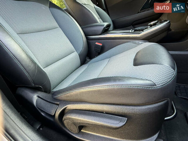 Бежевий Кіа Niro, об'ємом двигуна 0 л та пробігом 98 тис. км за 19999 $, фото 46 на Automoto.ua