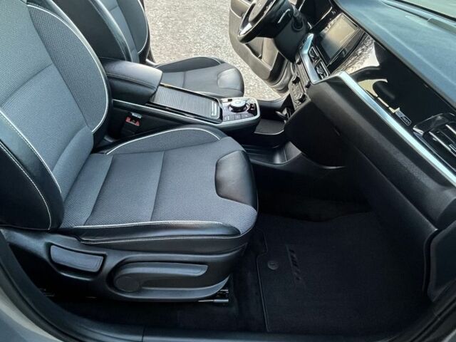 Бежевый Киа Niro, объемом двигателя 0 л и пробегом 146 тыс. км за 19700 $, фото 6 на Automoto.ua