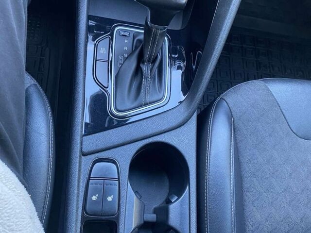 Черный Киа Niro, объемом двигателя 1.6 л и пробегом 92 тыс. км за 21500 $, фото 11 на Automoto.ua