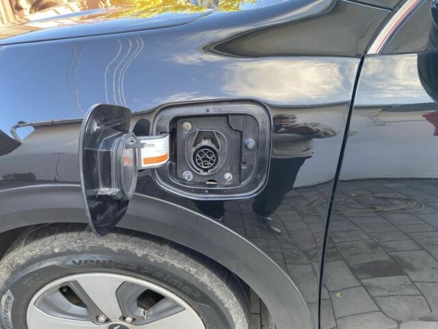 Черный Киа Niro, объемом двигателя 1.6 л и пробегом 92 тыс. км за 21500 $, фото 7 на Automoto.ua