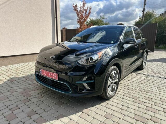 Чорний Кіа Niro, об'ємом двигуна 0 л та пробігом 108 тис. км за 15900 $, фото 7 на Automoto.ua