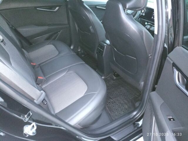 Черный Киа Niro, объемом двигателя 0 л и пробегом 56 тыс. км за 22900 $, фото 12 на Automoto.ua