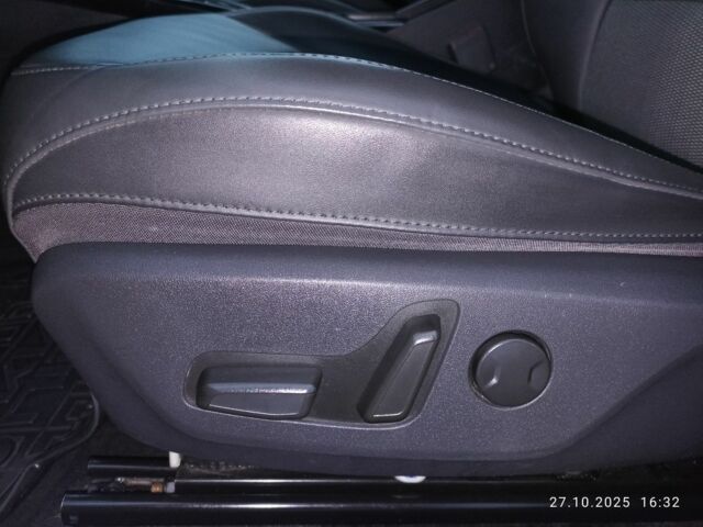 Черный Киа Niro, объемом двигателя 0 л и пробегом 56 тыс. км за 22900 $, фото 16 на Automoto.ua