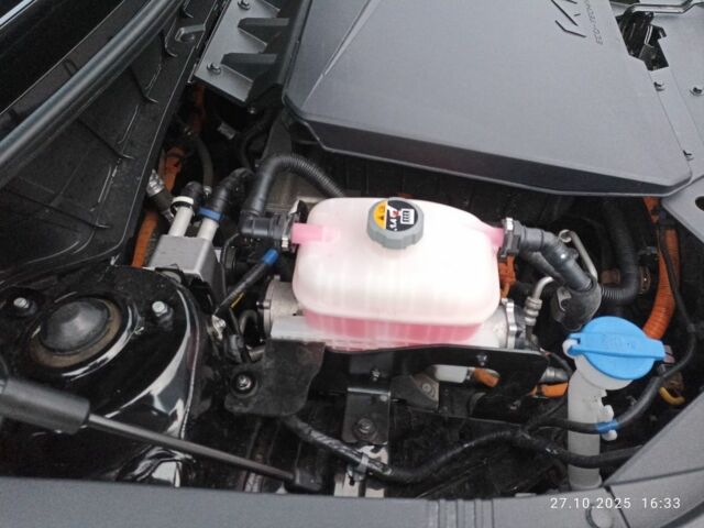 Черный Киа Niro, объемом двигателя 0 л и пробегом 56 тыс. км за 22900 $, фото 13 на Automoto.ua