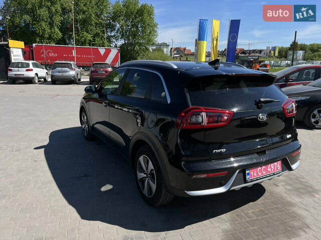 Черный Киа Niro, объемом двигателя 1.6 л и пробегом 158 тыс. км за 12999 $, фото 3 на Automoto.ua