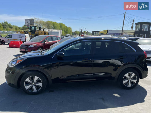 Черный Киа Niro, объемом двигателя 1.6 л и пробегом 158 тыс. км за 12999 $, фото 2 на Automoto.ua