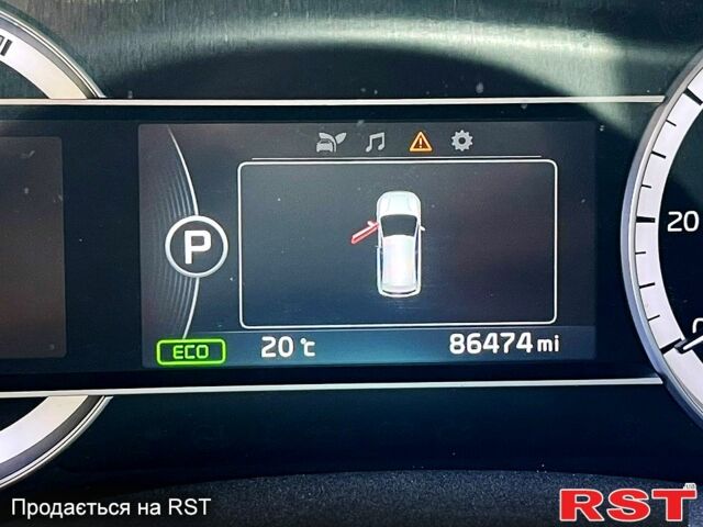 Чорний Кіа Niro, об'ємом двигуна 1.6 л та пробігом 137 тис. км за 15000 $, фото 7 на Automoto.ua