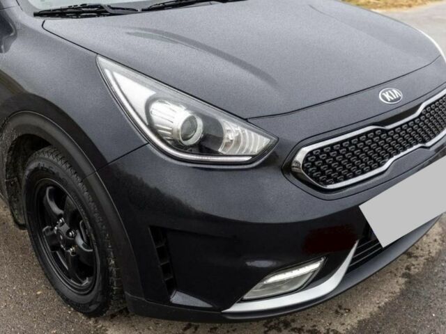 Черный Киа Niro, объемом двигателя 0 л и пробегом 89 тыс. км за 11500 $, фото 7 на Automoto.ua