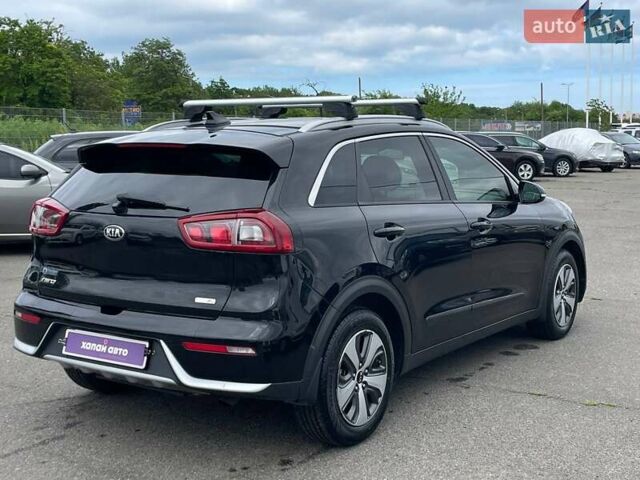 Черный Киа Niro, объемом двигателя 1.58 л и пробегом 87 тыс. км за 16999 $, фото 6 на Automoto.ua