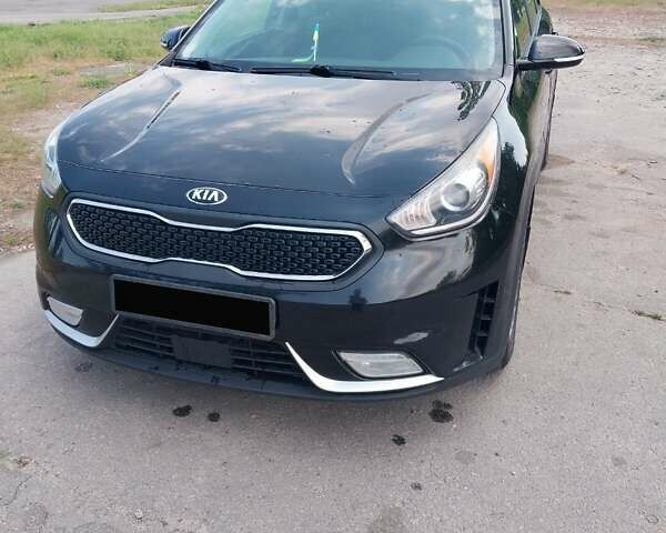 Черный Киа Niro, объемом двигателя 1.58 л и пробегом 160 тыс. км за 16000 $, фото 18 на Automoto.ua