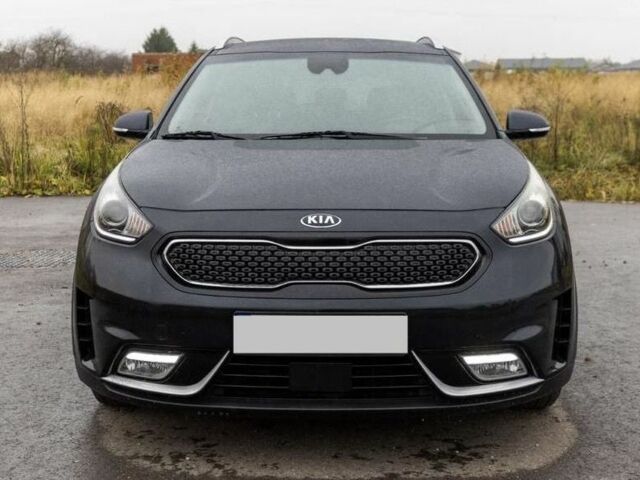 Черный Киа Niro, объемом двигателя 0 л и пробегом 89 тыс. км за 11500 $, фото 8 на Automoto.ua