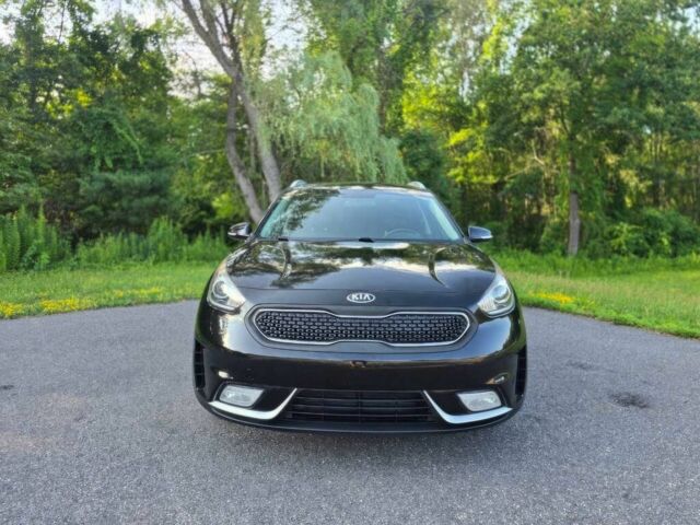 Черный Киа Niro, объемом двигателя 1.6 л и пробегом 67 тыс. км за 9600 $, фото 4 на Automoto.ua