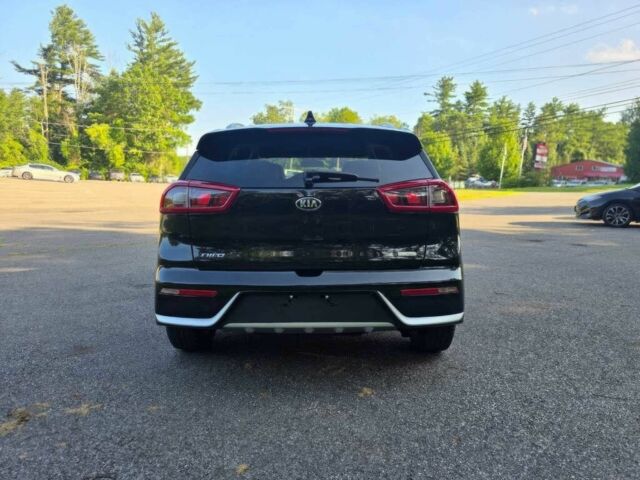 Черный Киа Niro, объемом двигателя 1.6 л и пробегом 67 тыс. км за 9600 $, фото 2 на Automoto.ua