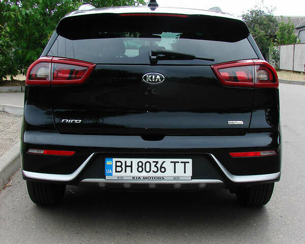 Черный Киа Niro, объемом двигателя 1.6 л и пробегом 136 тыс. км за 16500 $, фото 10 на Automoto.ua