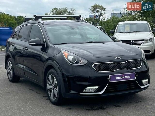 Черный Киа Niro, объемом двигателя 1.58 л и пробегом 87 тыс. км за 16999 $, фото 3 на Automoto.ua