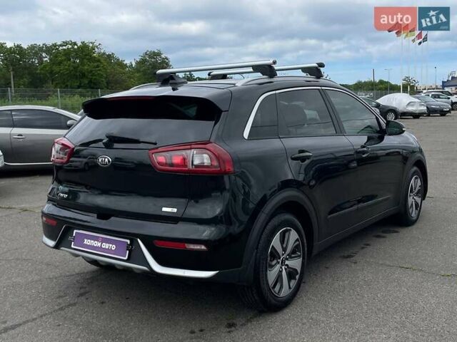Черный Киа Niro, объемом двигателя 1.58 л и пробегом 87 тыс. км за 16999 $, фото 7 на Automoto.ua