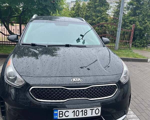 Чорний Кіа Niro, об'ємом двигуна 1.58 л та пробігом 146 тис. км за 15600 $, фото 12 на Automoto.ua