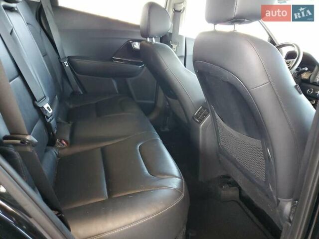 Чорний Кіа Niro, об'ємом двигуна 1.58 л та пробігом 187 тис. км за 2500 $, фото 10 на Automoto.ua