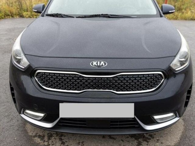 Черный Киа Niro, объемом двигателя 0 л и пробегом 89 тыс. км за 11500 $, фото 6 на Automoto.ua