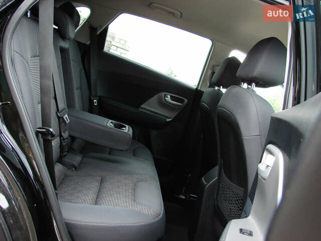 Черный Киа Niro, объемом двигателя 1.6 л и пробегом 136 тыс. км за 16500 $, фото 18 на Automoto.ua