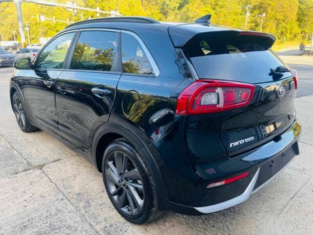 Черный Киа Niro, объемом двигателя 1.6 л и пробегом 62 тыс. км за 3750 $, фото 5 на Automoto.ua