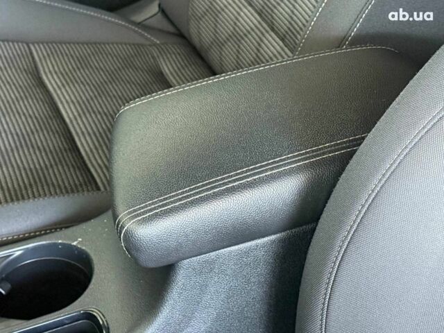 Черный Киа Niro, объемом двигателя 1.6 л и пробегом 65 тыс. км за 18190 $, фото 14 на Automoto.ua