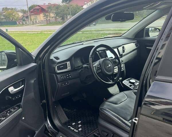Черный Киа Niro, объемом двигателя 0 л и пробегом 209 тыс. км за 17200 $, фото 21 на Automoto.ua