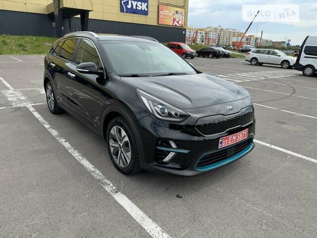 Черный Киа Niro, объемом двигателя 0 л и пробегом 112 тыс. км за 19500 $, фото 2 на Automoto.ua