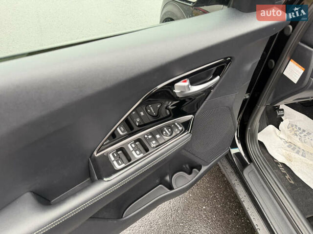 Черный Киа Niro, объемом двигателя 1.6 л и пробегом 98 тыс. км за 18999 $, фото 39 на Automoto.ua