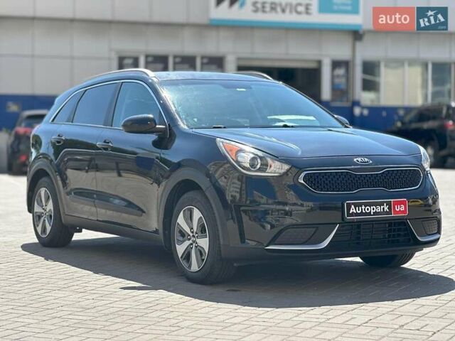 Черный Киа Niro, объемом двигателя 1.6 л и пробегом 65 тыс. км за 17440 $, фото 2 на Automoto.ua