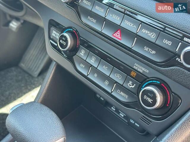 Черный Киа Niro, объемом двигателя 1.6 л и пробегом 65 тыс. км за 17440 $, фото 24 на Automoto.ua