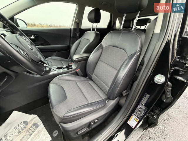 Черный Киа Niro, объемом двигателя 1.6 л и пробегом 98 тыс. км за 18999 $, фото 44 на Automoto.ua