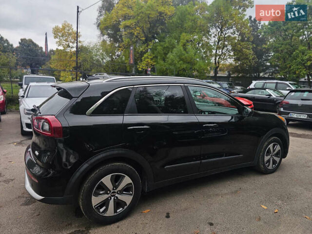Черный Киа Niro, объемом двигателя 1.6 л и пробегом 132 тыс. км за 13500 $, фото 2 на Automoto.ua