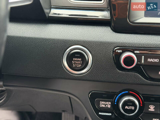 Черный Киа Niro, объемом двигателя 1.6 л и пробегом 98 тыс. км за 18999 $, фото 61 на Automoto.ua