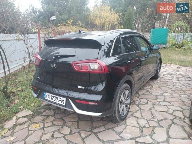 Чорний Кіа Niro, об'ємом двигуна 1.6 л та пробігом 177 тис. км за 15200 $, фото 10 на Automoto.ua