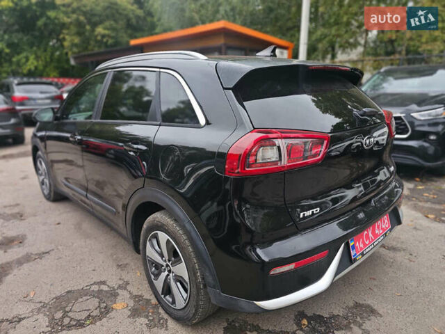 Черный Киа Niro, объемом двигателя 1.6 л и пробегом 132 тыс. км за 13500 $, фото 4 на Automoto.ua