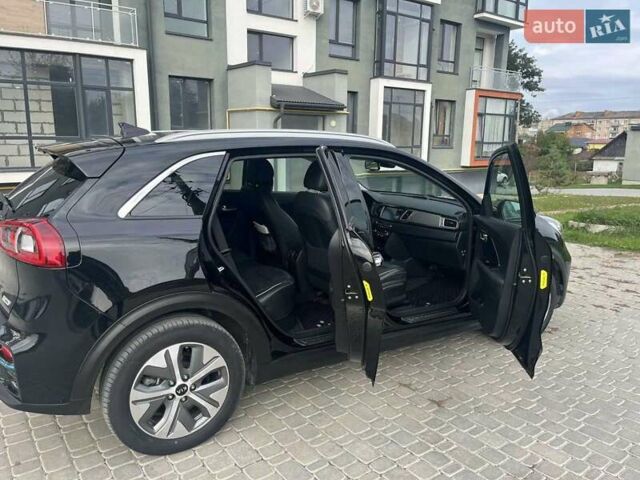 Черный Киа Niro, объемом двигателя 0 л и пробегом 209 тыс. км за 17200 $, фото 27 на Automoto.ua