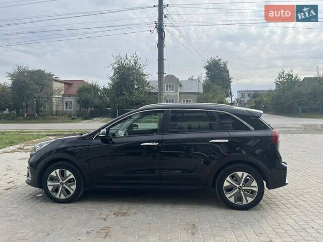 Черный Киа Niro, объемом двигателя 0 л и пробегом 209 тыс. км за 17200 $, фото 16 на Automoto.ua