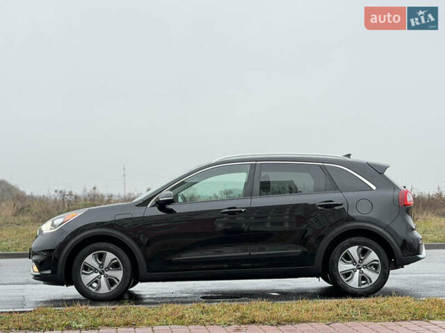 Черный Киа Niro, объемом двигателя 1.6 л и пробегом 98 тыс. км за 18999 $, фото 17 на Automoto.ua