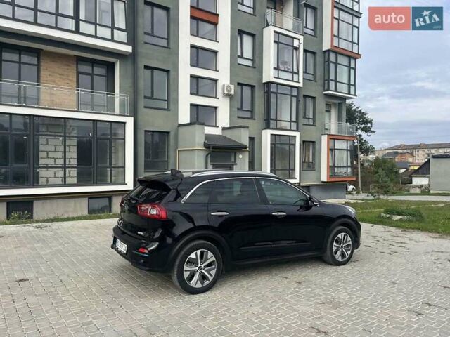 Черный Киа Niro, объемом двигателя 0 л и пробегом 209 тыс. км за 17200 $, фото 28 на Automoto.ua