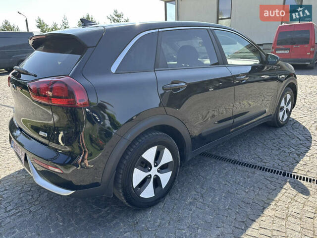 Черный Киа Niro, объемом двигателя 1.6 л и пробегом 202 тыс. км за 13499 $, фото 12 на Automoto.ua