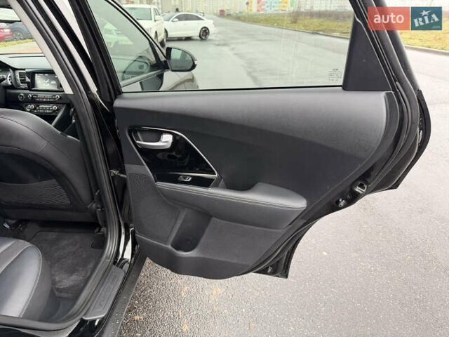 Черный Киа Niro, объемом двигателя 1.6 л и пробегом 98 тыс. км за 18999 $, фото 73 на Automoto.ua